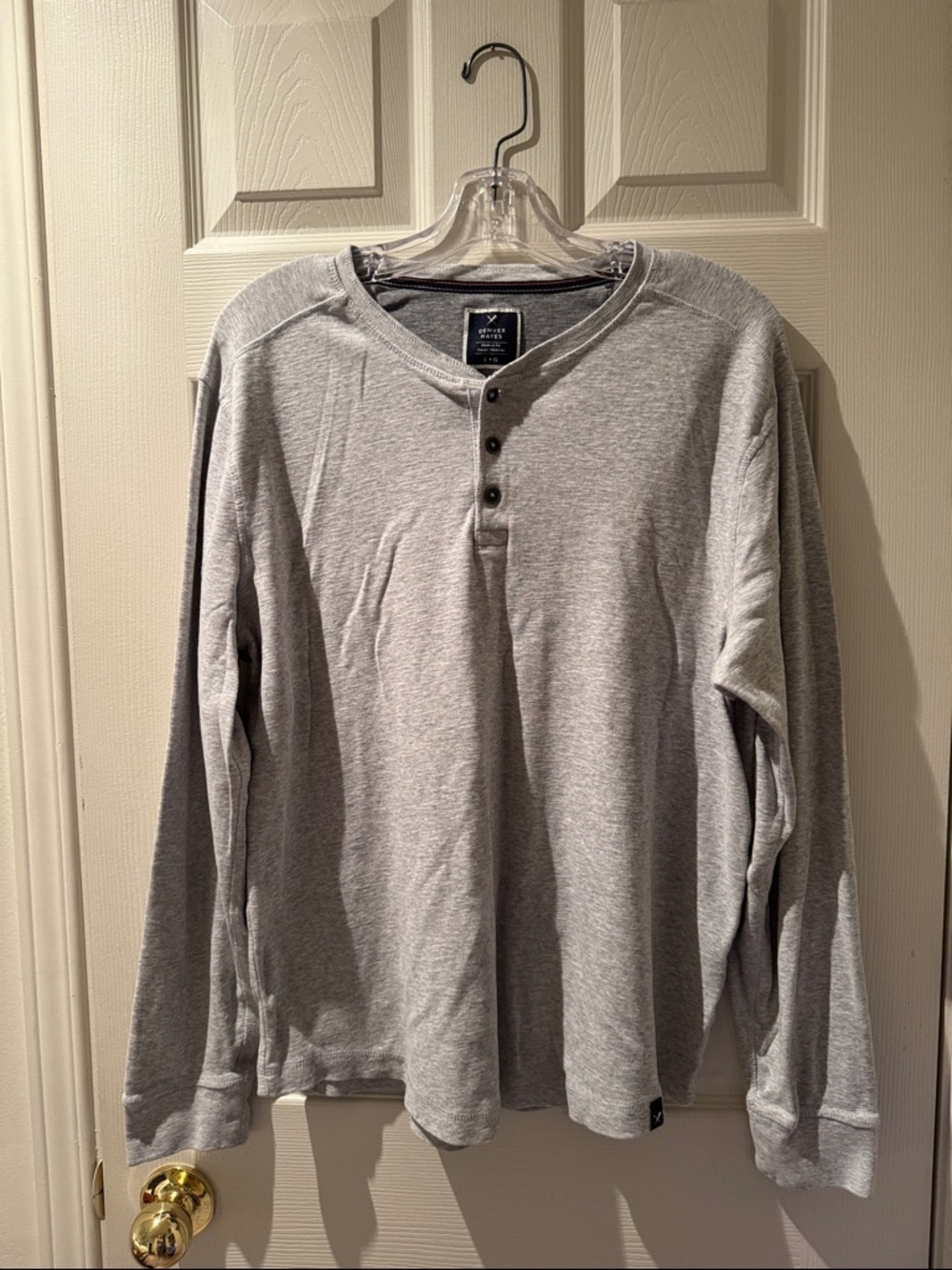 Denver Hayes Light Gray Long-Sleeve Henley Shirt